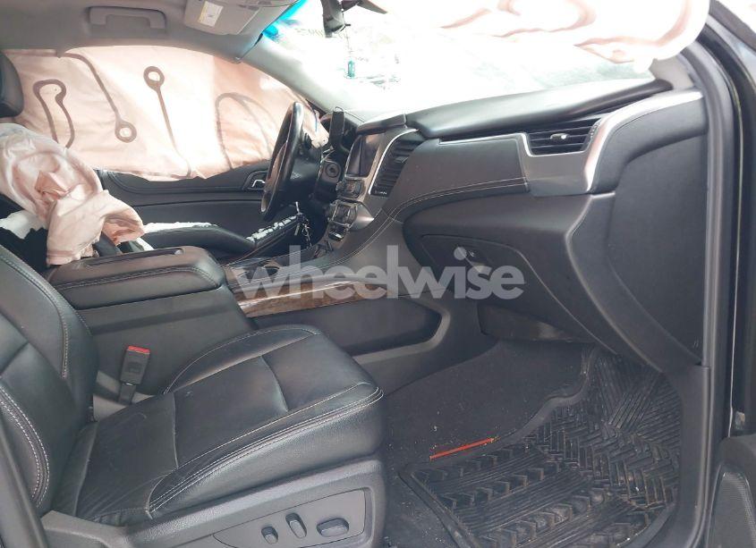 Photo 5 of 2019 Chevrolet Tahoe LS (VIN 1GNSKAKC9KR336283)