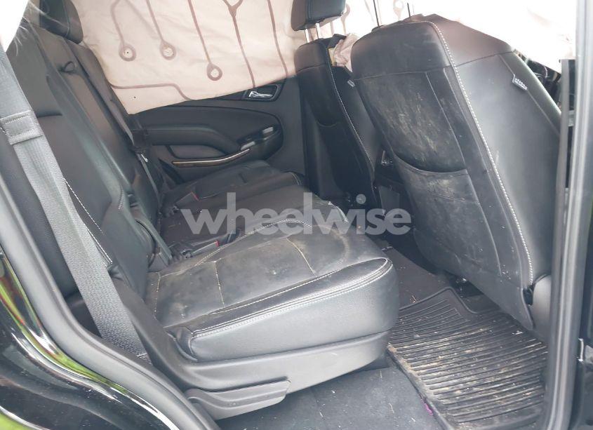 Photo 8 of 2019 Chevrolet Tahoe LS (VIN 1GNSKAKC9KR336283)