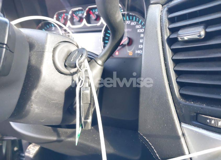 Photo 11 of 2019 Chevrolet Tahoe LS (VIN 1GNSKAKCXKR258158)