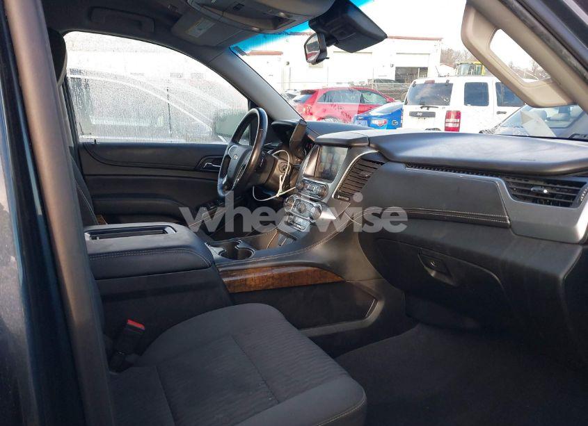 Photo 5 of 2019 Chevrolet Tahoe LS (VIN 1GNSKAKCXKR258158)