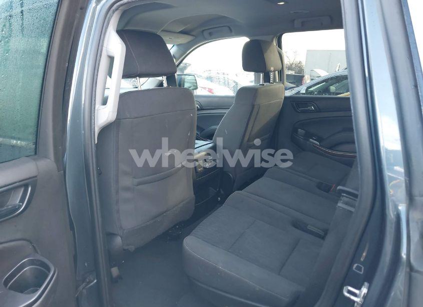 Photo 8 of 2019 Chevrolet Tahoe LS (VIN 1GNSKAKCXKR258158)