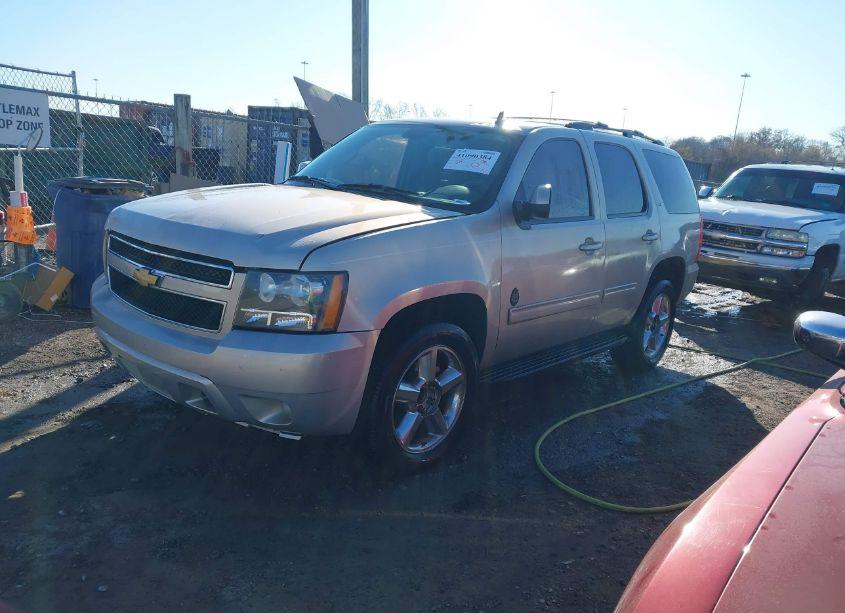 Photo 2 of 2011 Chevrolet Tahoe LT (VIN 1GNSKBE00BR149764)