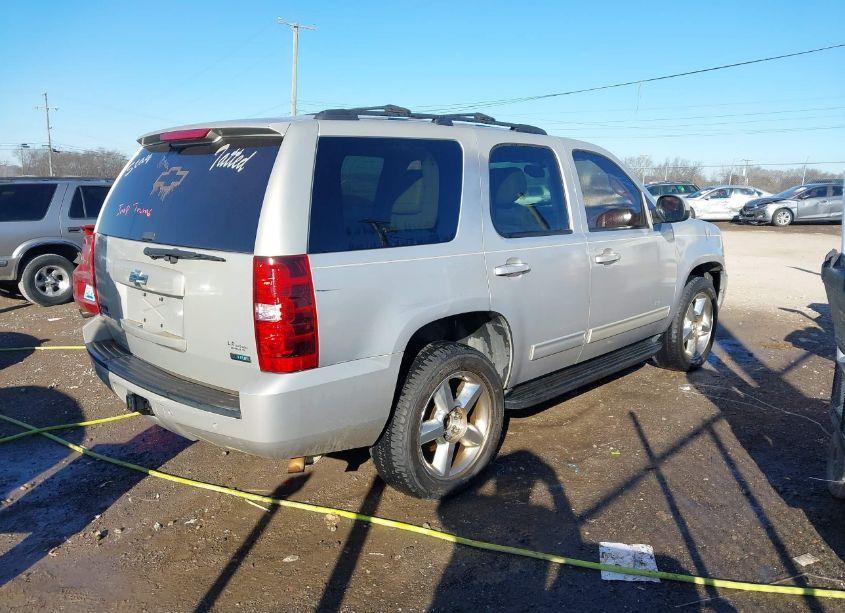 Photo 4 of 2011 Chevrolet Tahoe LT (VIN 1GNSKBE00BR149764)