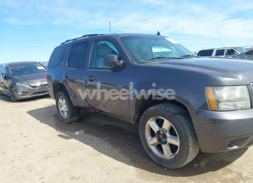 Photo 6 of 2011 Chevrolet Tahoe LT (VIN 1GNSKBE00BR160246)