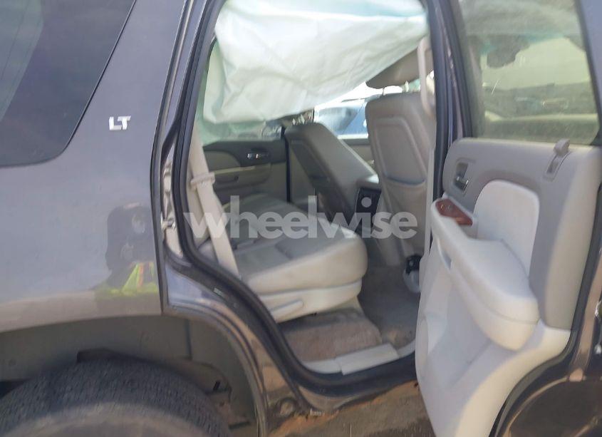 Photo 8 of 2011 Chevrolet Tahoe LT (VIN 1GNSKBE00BR160246)