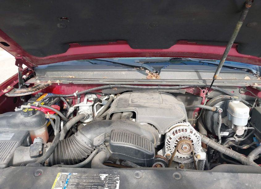 Photo 10 of 2011 Chevrolet Tahoe LT (VIN 1GNSKBE00BR195966)