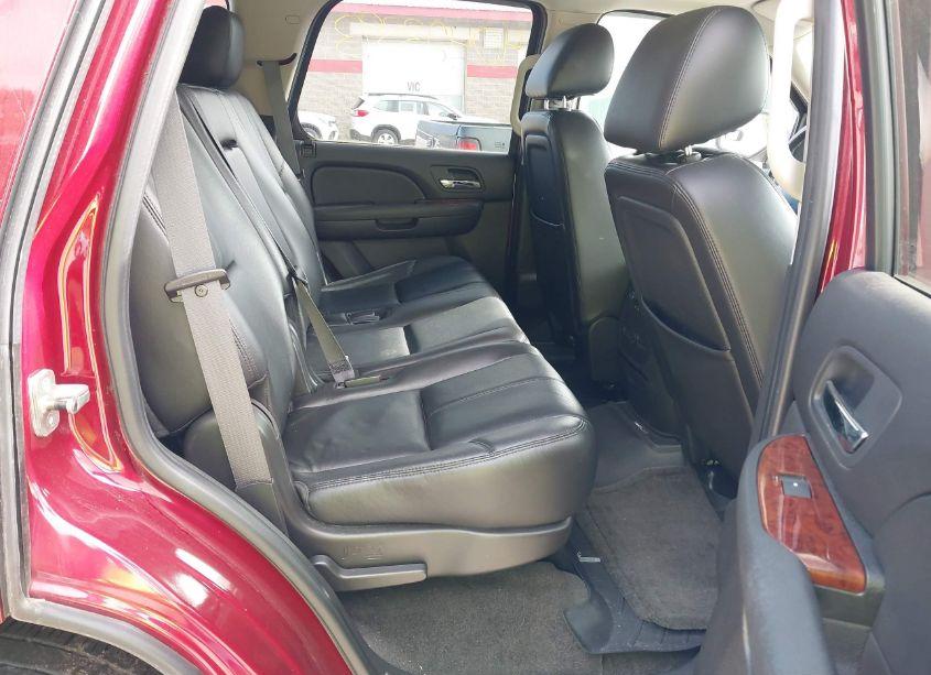 Photo 8 of 2011 Chevrolet Tahoe LT (VIN 1GNSKBE00BR195966)