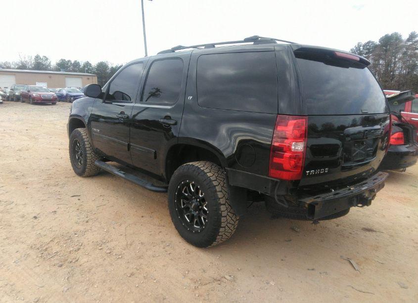 Photo 3 of 2011 Chevrolet Tahoe LT (VIN 1GNSKBE00BR323154)