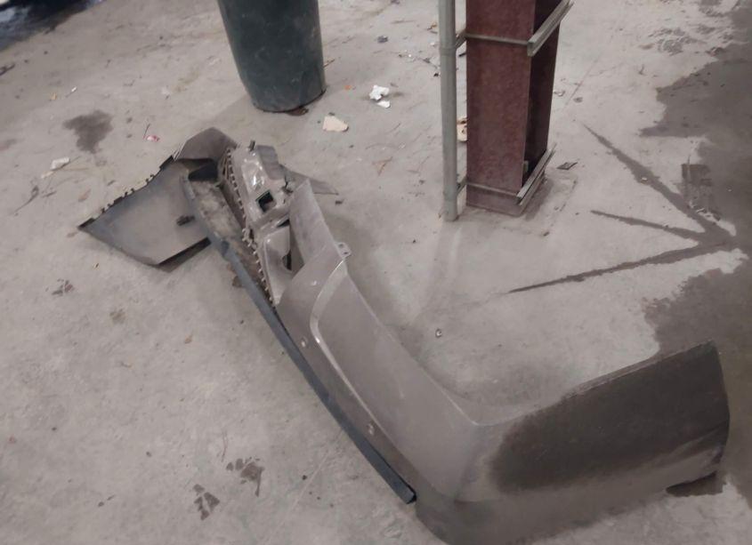 Photo 12 of 2011 Chevrolet Tahoe LT (VIN 1GNSKBE00BR381295)