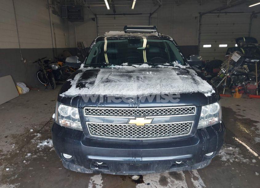Photo 12 of 2013 Chevrolet Tahoe LT (VIN 1GNSKBE00DR223851)