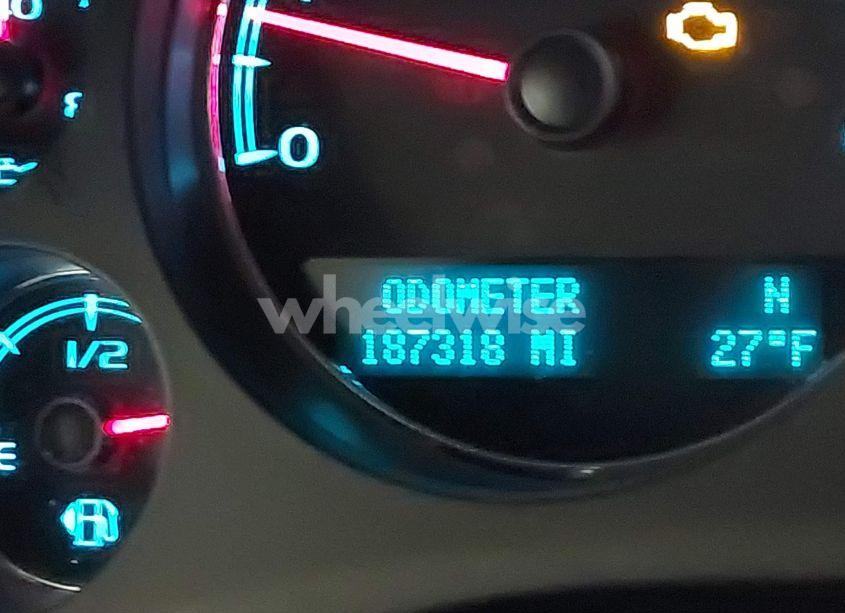 Photo 15 of 2013 Chevrolet Tahoe LT (VIN 1GNSKBE00DR223851)