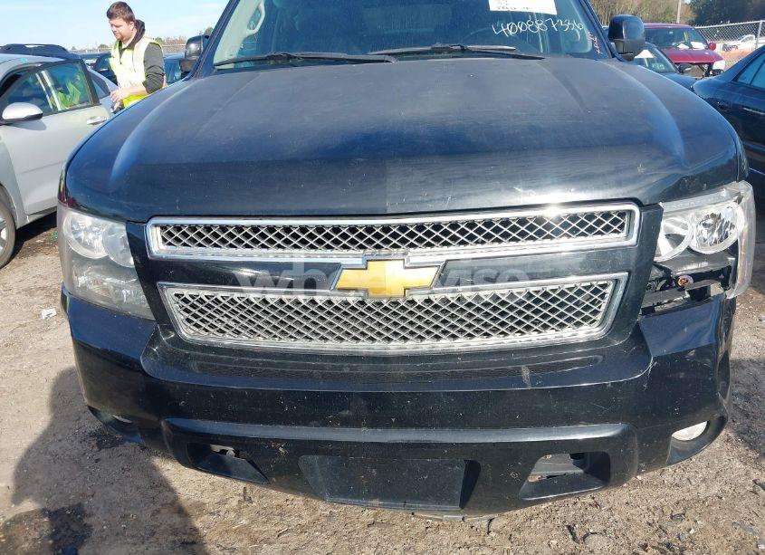 Photo 12 of 2014 Chevrolet Tahoe LT (VIN 1GNSKBE00ER244815)