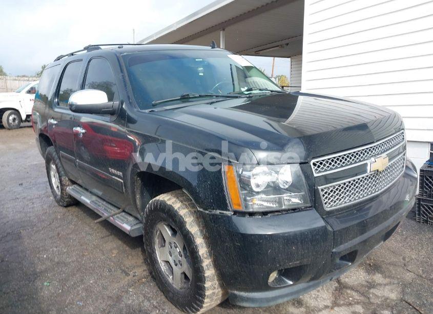 2011 Chevrolet Tahoe LT (VIN 1GNSKBE01BR158604) main photo