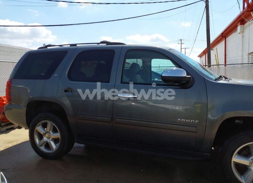 Photo 14 of 2011 Chevrolet Tahoe LT (VIN 1GNSKBE01BR182255)