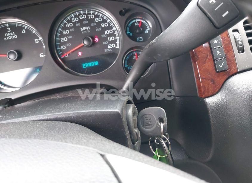 Photo 11 of 2012 Chevrolet Tahoe LT (VIN 1GNSKBE01CR201582)