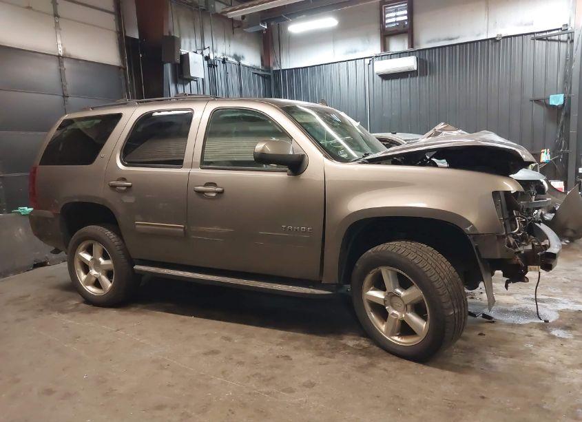 Photo 14 of 2012 Chevrolet Tahoe LT (VIN 1GNSKBE01CR212355)