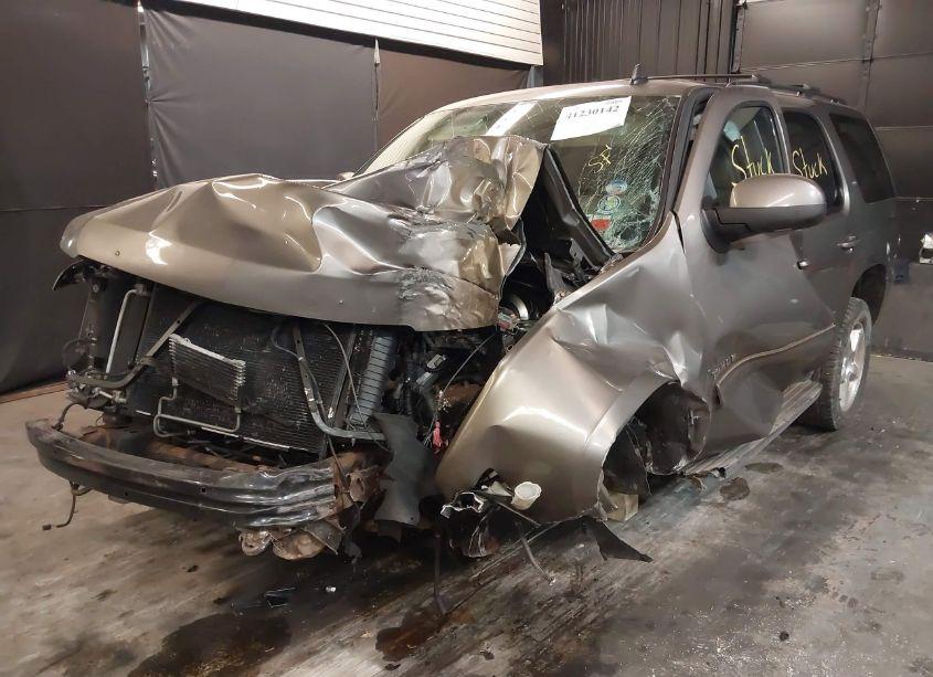 Photo 2 of 2012 Chevrolet Tahoe LT (VIN 1GNSKBE01CR212355)