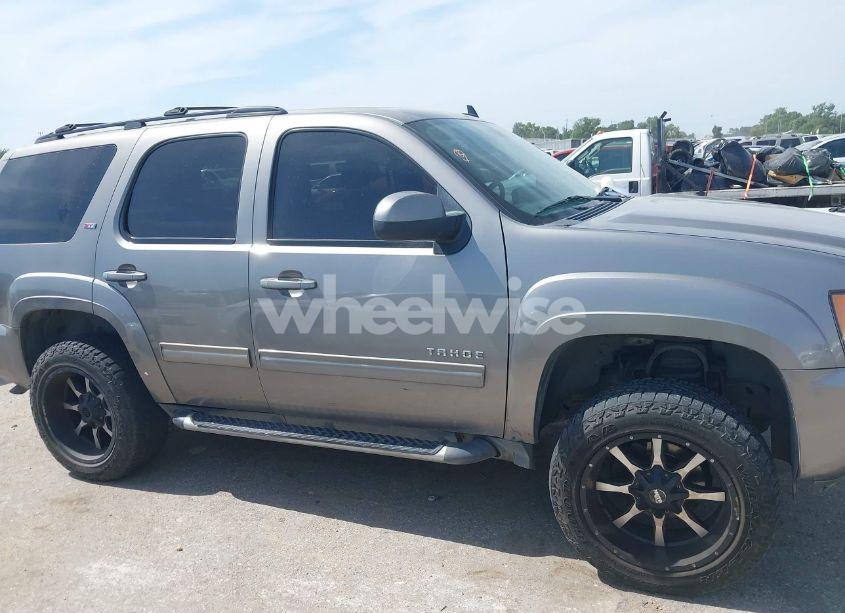 Photo 13 of 2012 Chevrolet Tahoe LT (VIN 1GNSKBE01CR214395)