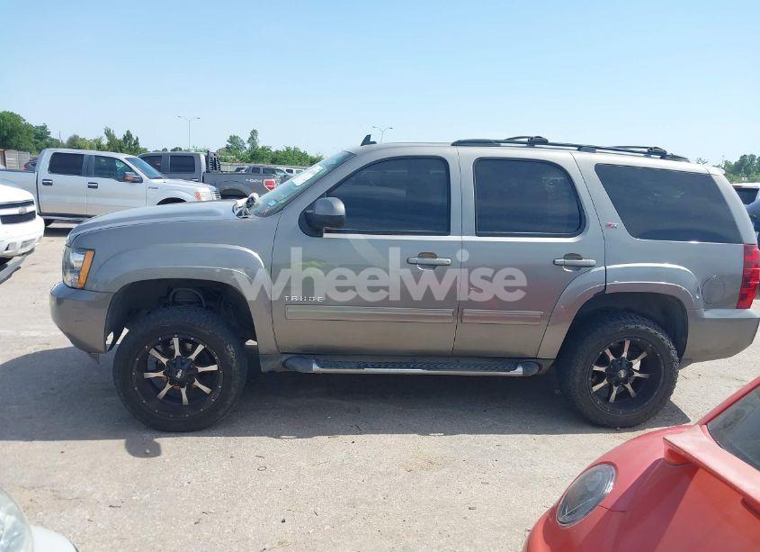 Photo 14 of 2012 Chevrolet Tahoe LT (VIN 1GNSKBE01CR214395)