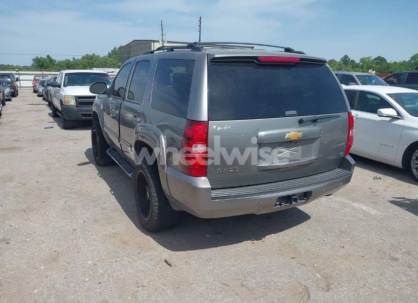 Photo 3 of 2012 Chevrolet Tahoe LT (VIN 1GNSKBE01CR214395)