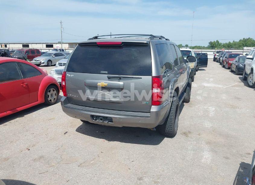 Photo 4 of 2012 Chevrolet Tahoe LT (VIN 1GNSKBE01CR214395)