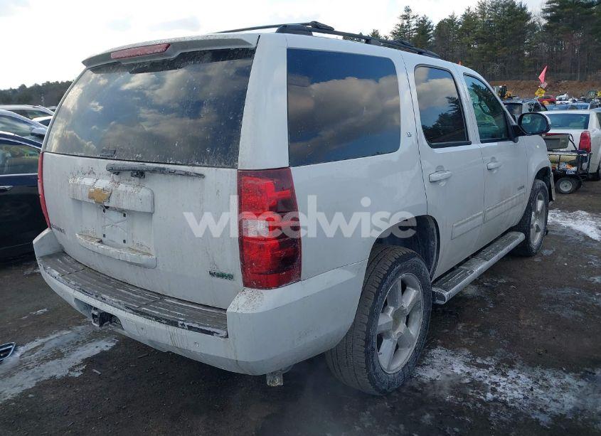 Photo 4 of 2012 Chevrolet Tahoe LT (VIN 1GNSKBE01CR279022)