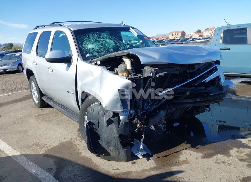 2013 Chevrolet Tahoe LT (VIN 1GNSKBE01DR157083) main photo