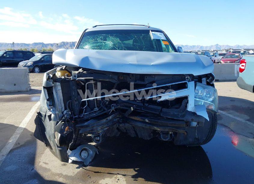 Photo 6 of 2013 Chevrolet Tahoe LT (VIN 1GNSKBE01DR157083)