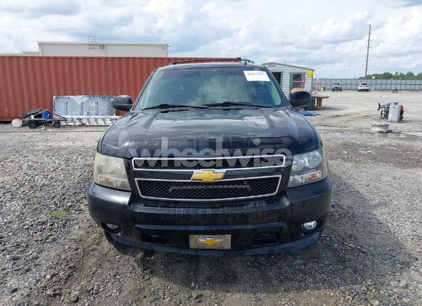 Photo 12 of 2013 Chevrolet Tahoe LT (VIN 1GNSKBE01DR270421)