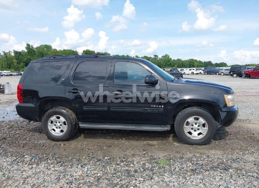 Photo 13 of 2013 Chevrolet Tahoe LT (VIN 1GNSKBE01DR270421)