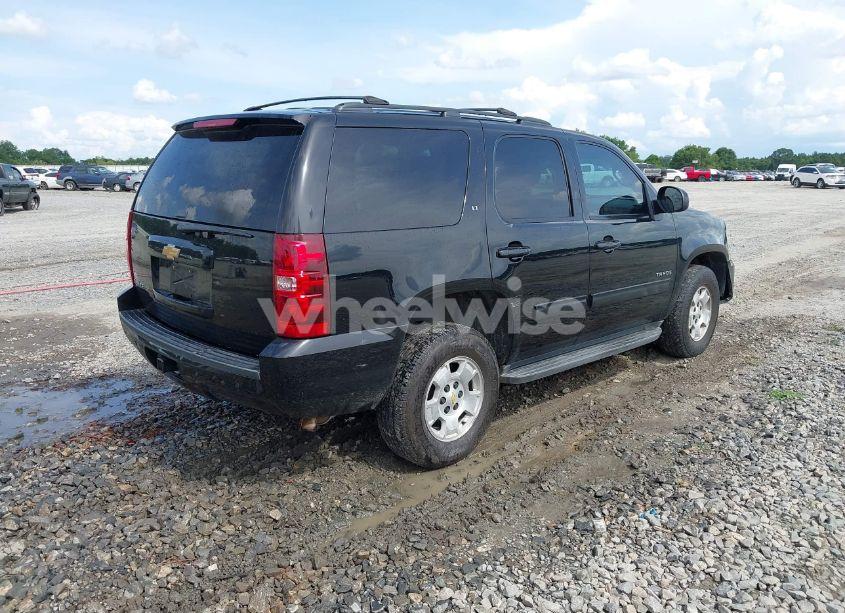 Photo 4 of 2013 Chevrolet Tahoe LT (VIN 1GNSKBE01DR270421)
