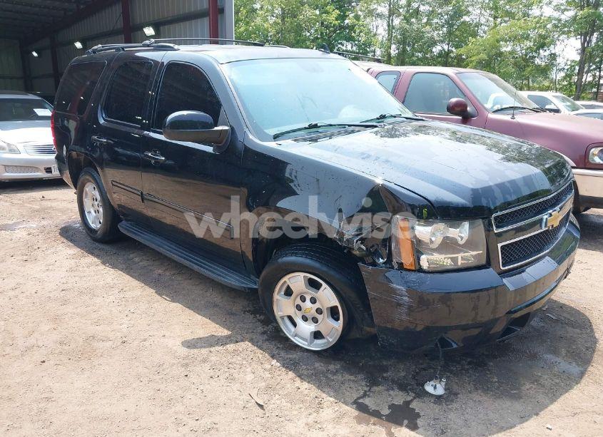 2013 Chevrolet Tahoe LT (VIN 1GNSKBE01DR315132) main photo