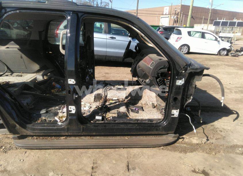 Photo 13 of 2013 Chevrolet Tahoe LT (VIN 1GNSKBE01DR316300)