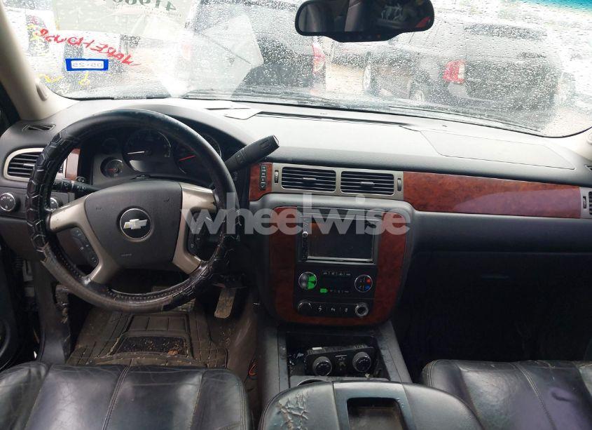 Photo 18 of 2013 Chevrolet Tahoe LT (VIN 1GNSKBE01DR374262)