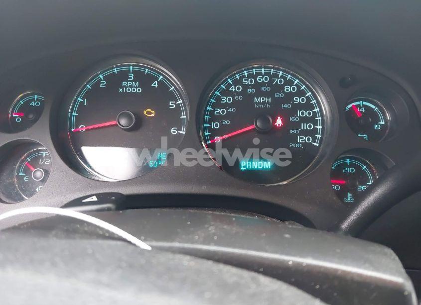 Photo 7 of 2014 Chevrolet Tahoe LT (VIN 1GNSKBE01ER121735)