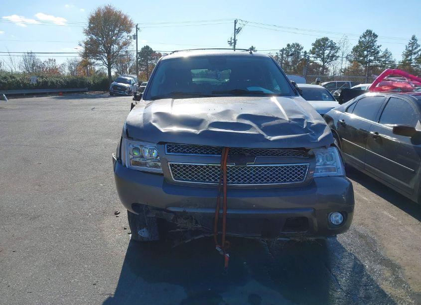 Photo 12 of 2011 Chevrolet Tahoe LT (VIN 1GNSKBE02BR240292)