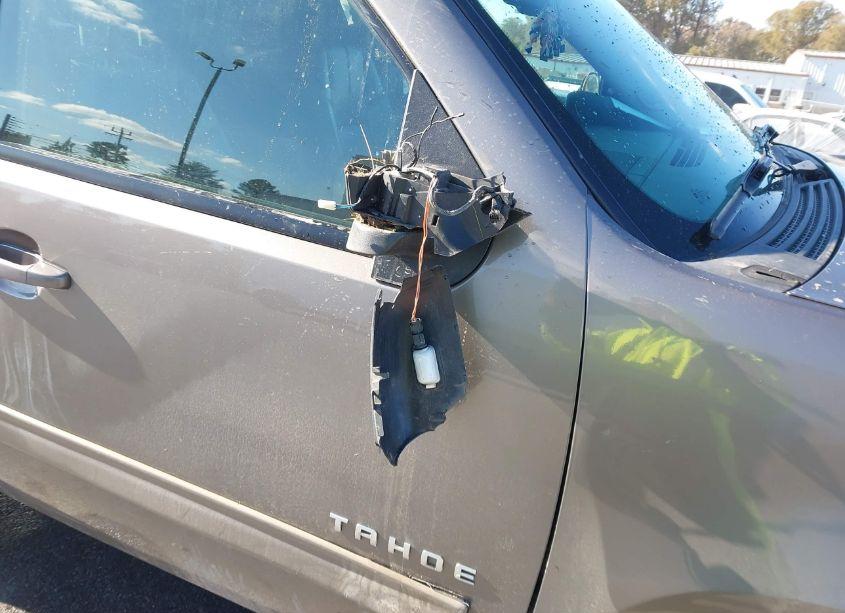 Photo 19 of 2011 Chevrolet Tahoe LT (VIN 1GNSKBE02BR240292)