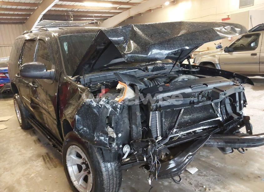 2012 Chevrolet Tahoe LT (VIN 1GNSKBE02CR108912) main photo