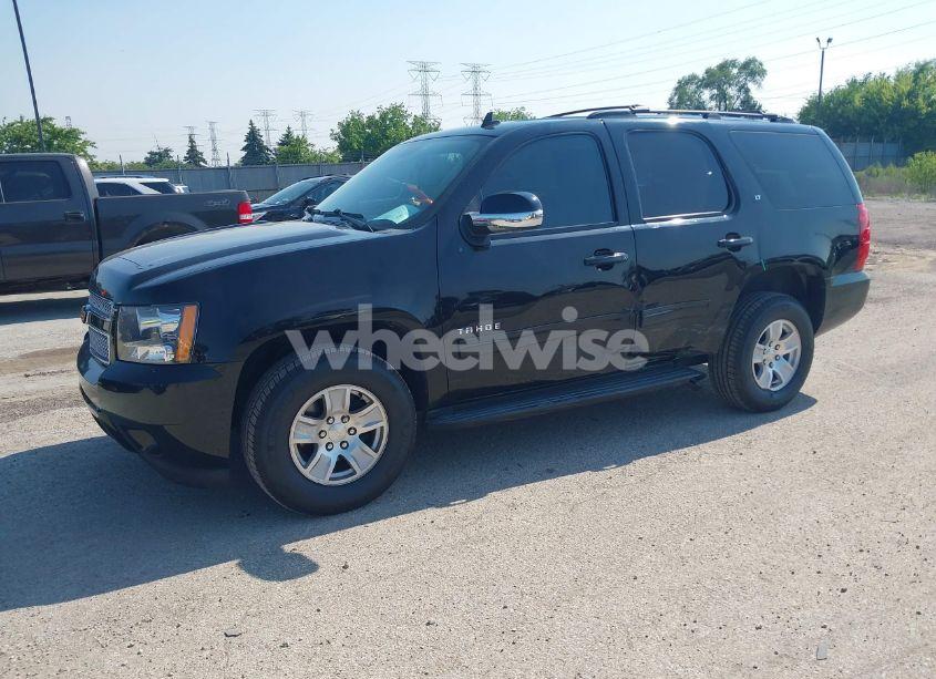 Photo 2 of 2012 Chevrolet Tahoe LT (VIN 1GNSKBE02CR178622)