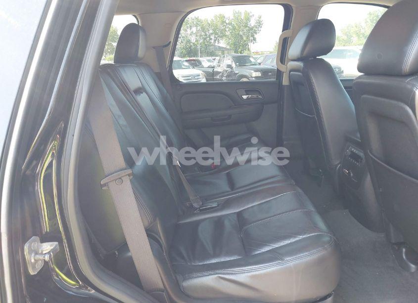 Photo 8 of 2012 Chevrolet Tahoe LT (VIN 1GNSKBE02CR178622)