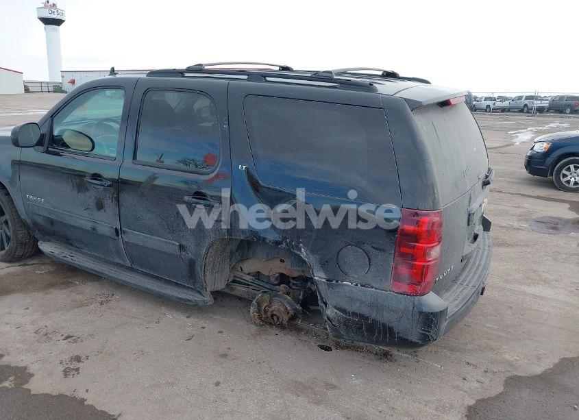 Photo 18 of 2013 Chevrolet Tahoe LT (VIN 1GNSKBE02DR124013)