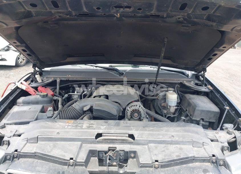 Photo 10 of 2013 Chevrolet Tahoe LT (VIN 1GNSKBE02DR255507)