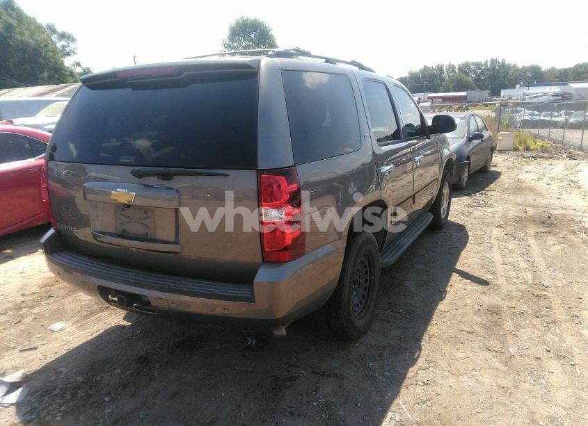 Photo 4 of 2013 Chevrolet Tahoe LT (VIN 1GNSKBE02DR375968)