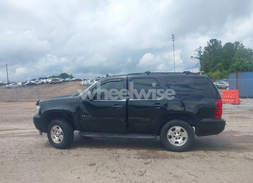 Photo 14 of 2014 Chevrolet Tahoe LT (VIN 1GNSKBE02ER133795)