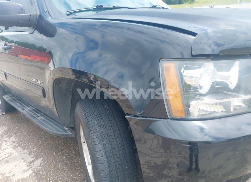 Photo 19 of 2014 Chevrolet Tahoe LT (VIN 1GNSKBE02ER133795)