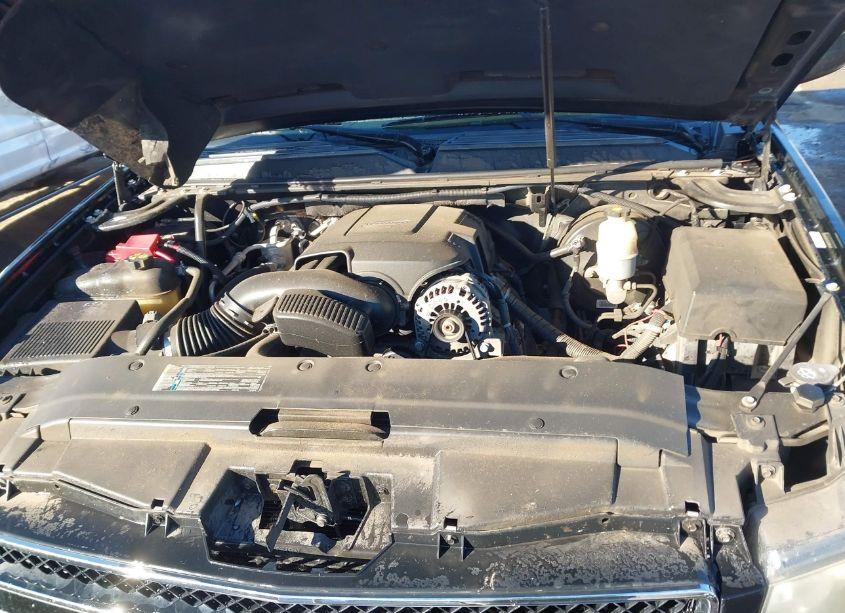 Photo 10 of 2011 Chevrolet Tahoe LT (VIN 1GNSKBE03BR186193)