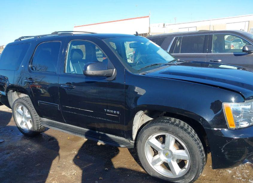 Photo 13 of 2011 Chevrolet Tahoe LT (VIN 1GNSKBE03BR186193)