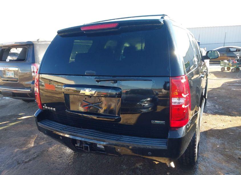Photo 16 of 2011 Chevrolet Tahoe LT (VIN 1GNSKBE03BR186193)