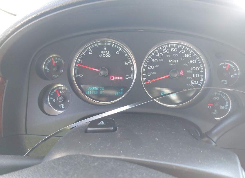 Photo 7 of 2011 Chevrolet Tahoe LT (VIN 1GNSKBE03BR186193)