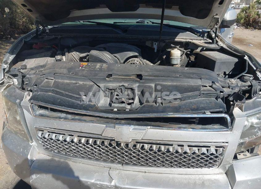 Photo 10 of 2011 Chevrolet Tahoe LT (VIN 1GNSKBE03BR269381)